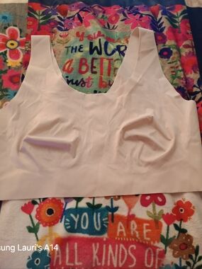 Bali Tan Wireless Smooth Bra Removable Cups 2XL NWOT